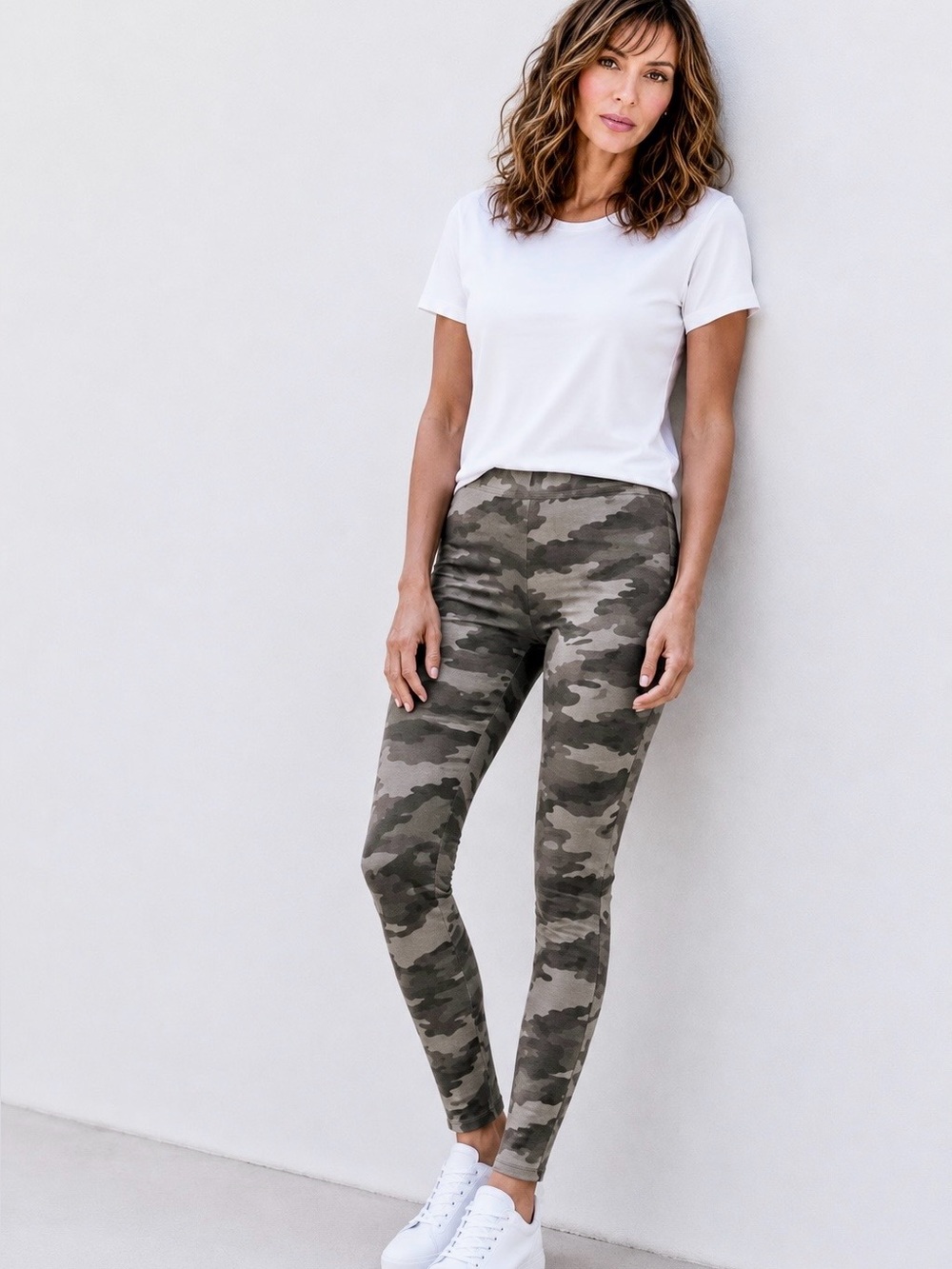 Women’s  True Religion Skinny Jeans Pants in Green Camo
